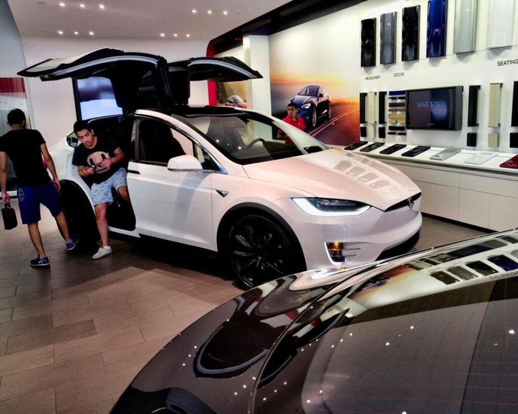 California Cuts Electric car Rebates Drops Luxury Models The Star