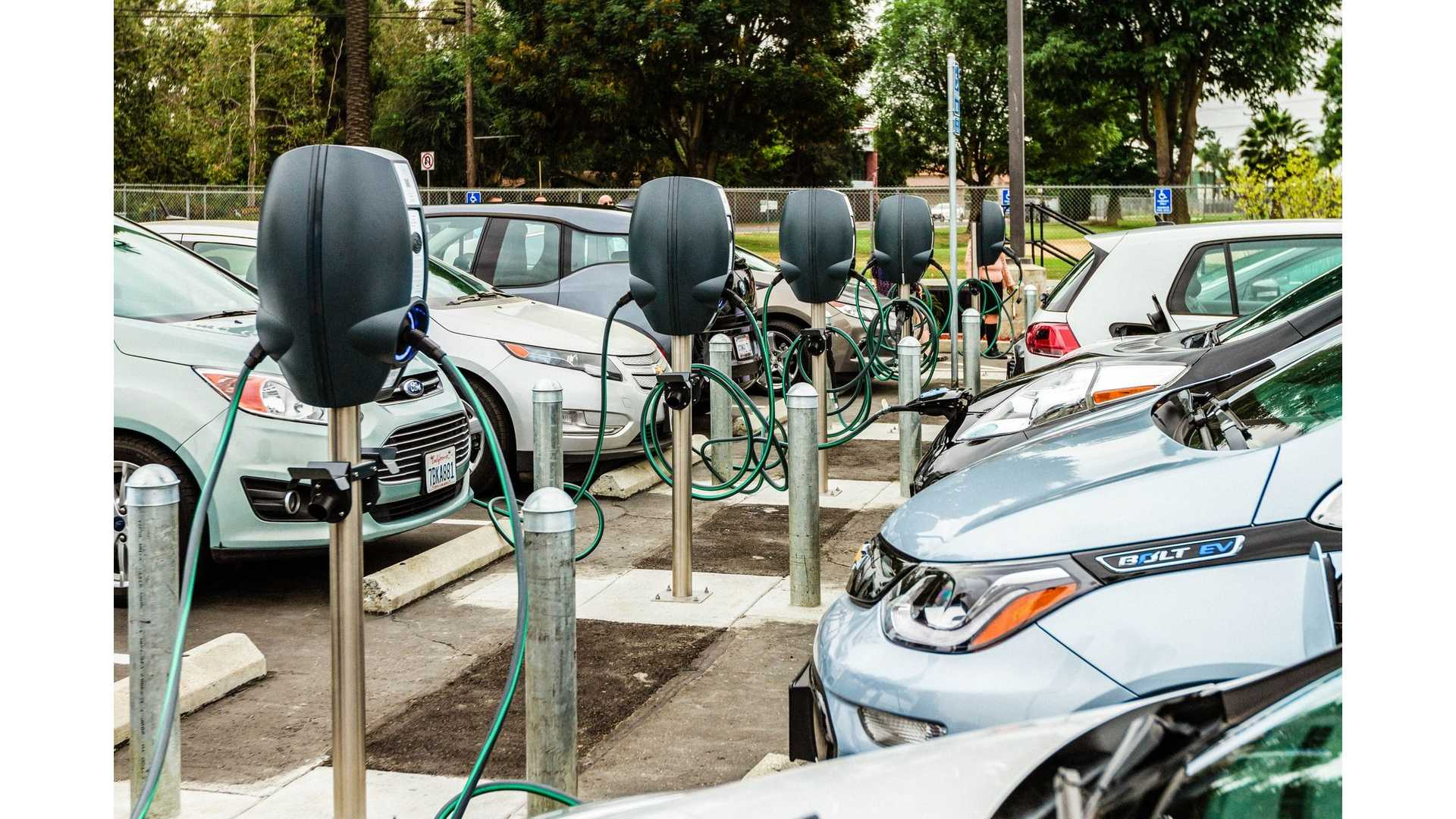 California Utility Offers 1 000 Rebate To EV Buyers