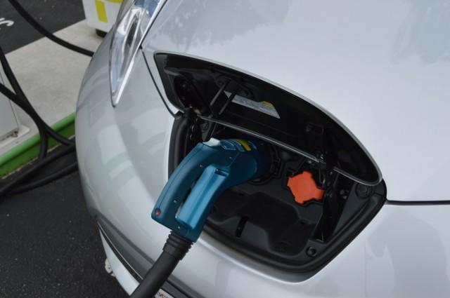 California Utility SCE Offers 450 Rebate For New And Used Electric Cars