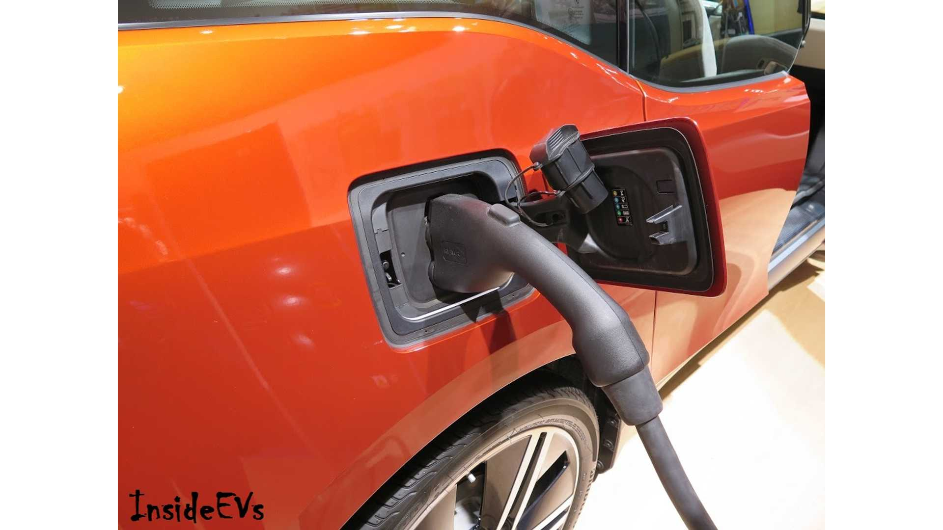 White House Seeks 10 000 Electric Car Point Of Sale Rebate