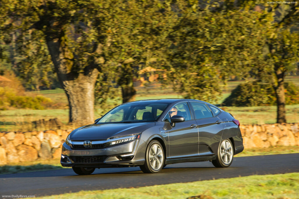 2020 Honda Clarity PHEV HD Pictures Videos Specs Information 