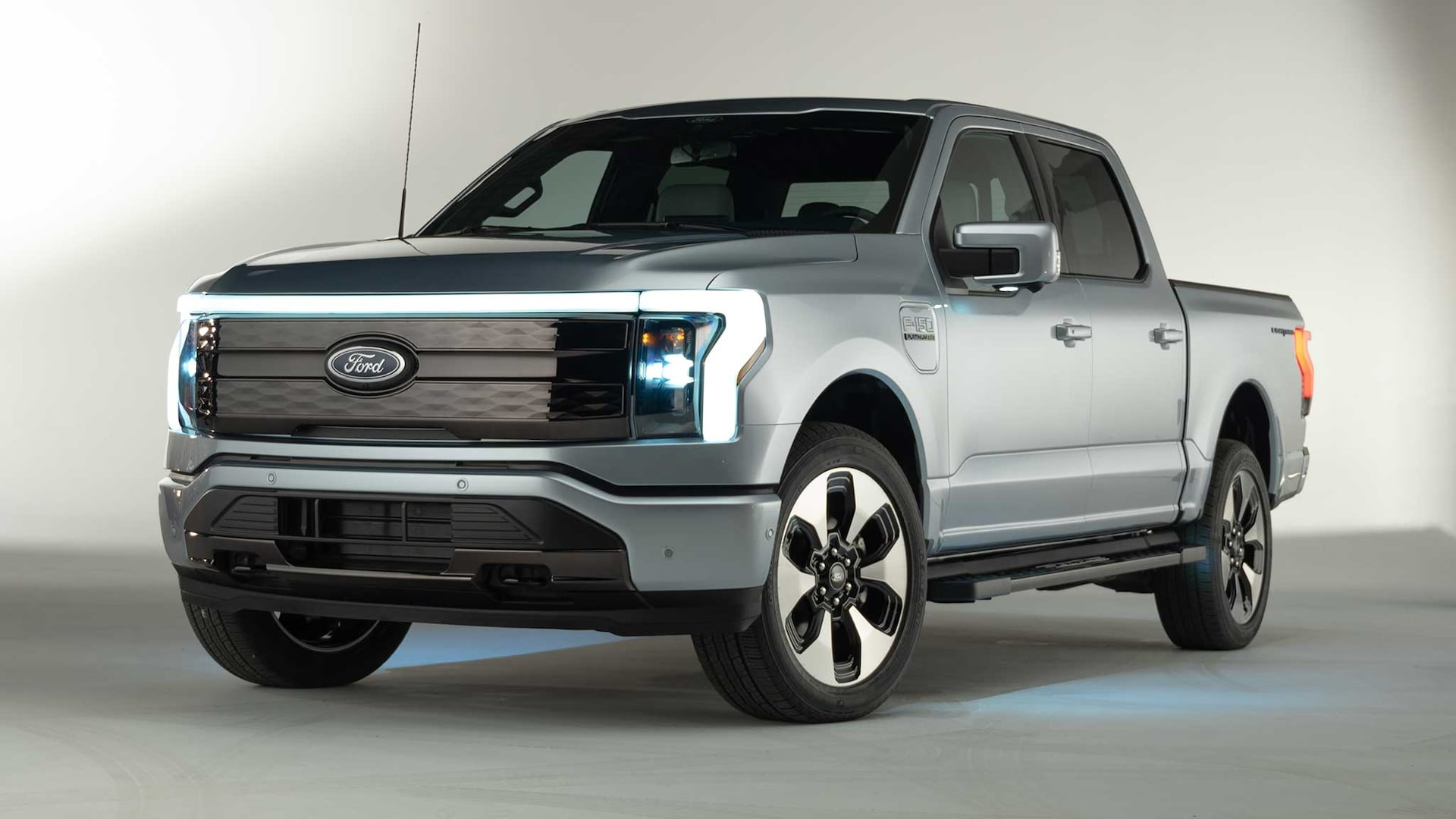 F150 Electric Lightning Images Ford F 150 Electric Pickup Truck 