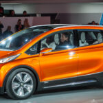 Salone Di Detroit 2015 Chevrolet Bolt L elettrica democratica Di GM